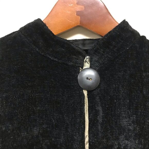 Vintage Flashback chenille embroidered jacket.  Size S/M/L - Picture 5 of 9